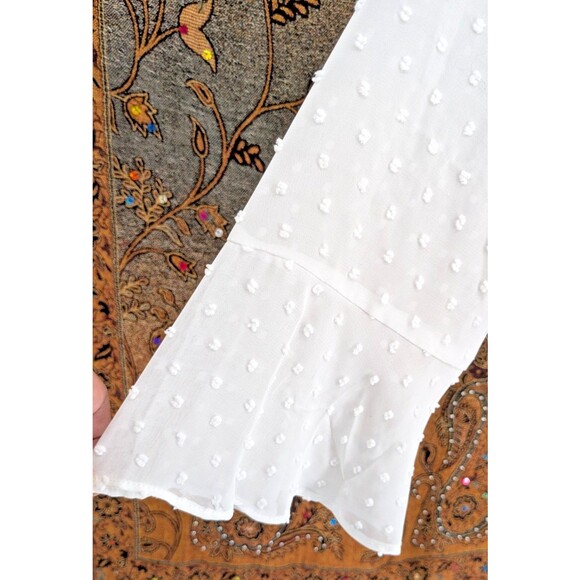 STYLE & CO. White Blouse NWOT Small Pin Tucks Hob Nail Flare Cuff Easy Care - Picture 8 of 14